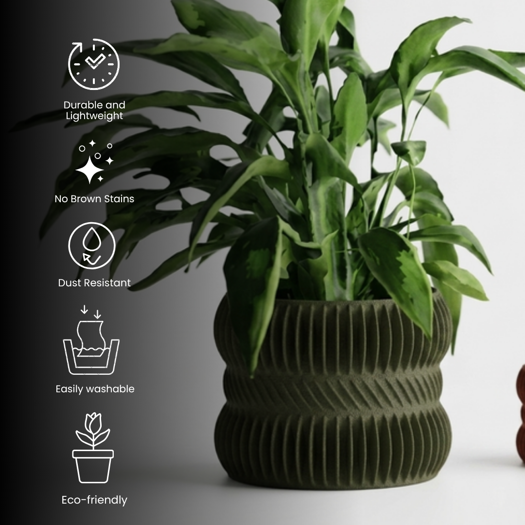 Modern Ribbed Hourglass Pot