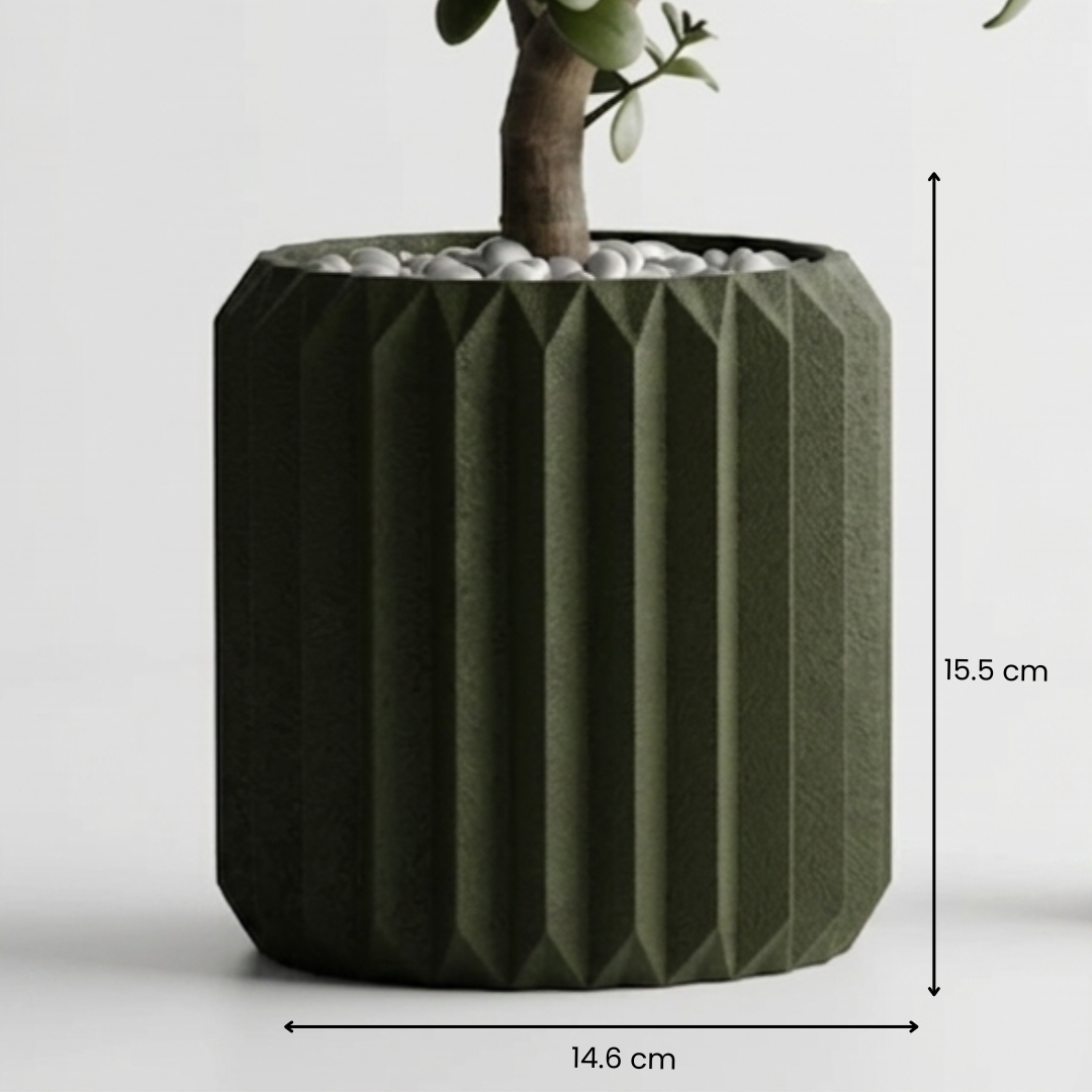 Triangle Ribbed Plant Pot