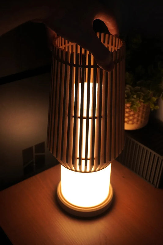 Slatted Line Lamp