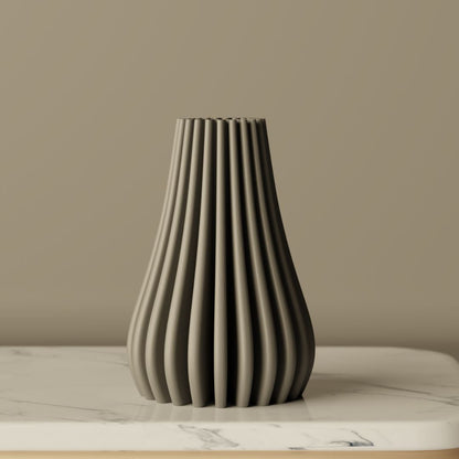 Spiral Vase, size reference — premium decorative vase India | Styra